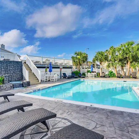 Galveston Condo With Pool Access And Balconies!